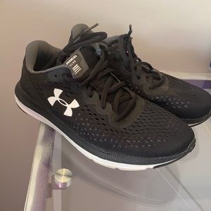 COPY - COPY - Under Armour Black Sneakers || Size 7.5